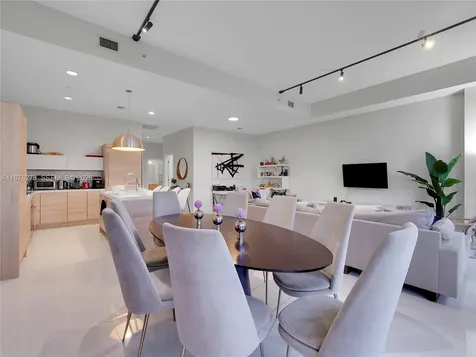 16385 Biscayne Boulevard North Miami Beach FL 33160