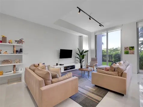 16385 Biscayne Boulevard North Miami Beach FL 33160