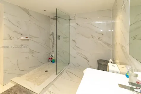 1215 N Biscayne Point Road Miami Beach FL 33141