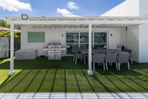 1215 N Biscayne Point Road Miami Beach FL 33141