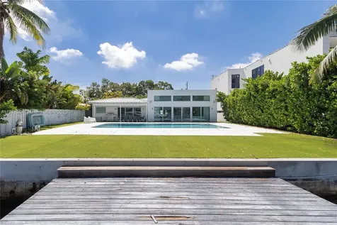 1215 N Biscayne Point Road Miami Beach FL 33141