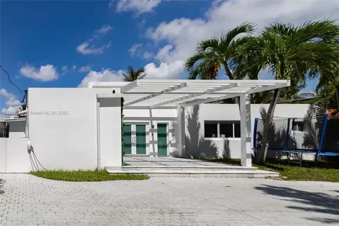 1215 N Biscayne Point Road Miami Beach FL 33141