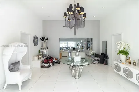 1215 N Biscayne Point Road Miami Beach FL 33141