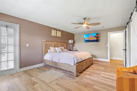 16530 Royal Poinciana Court Weston FL 33326