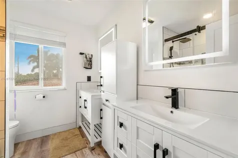 16530 Royal Poinciana Court Weston FL 33326