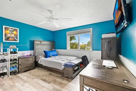 16530 Royal Poinciana Court Weston FL 33326