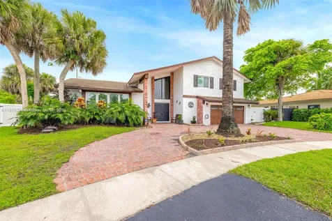16530 Royal Poinciana Court Weston FL 33326