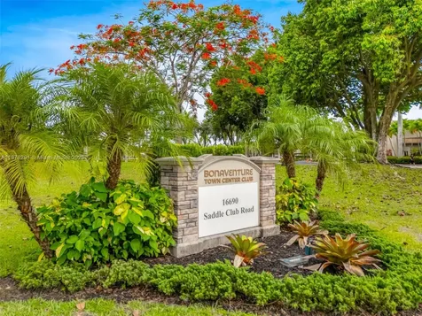 16530 Royal Poinciana Court Weston FL 33326