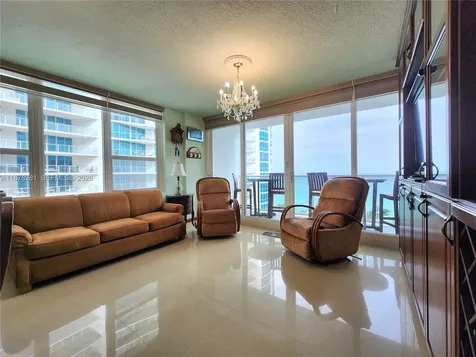 3505 S Ocean Drive Hollywood FL 33019