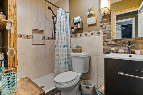405 SW 73rd Avenue North Lauderdale FL 33068