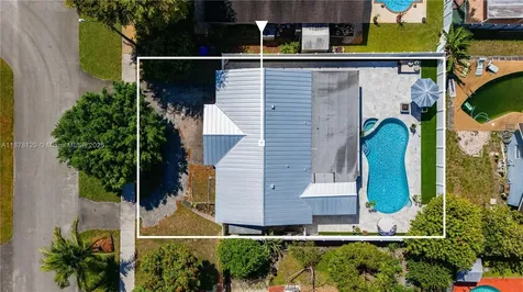 405 SW 73rd Avenue North Lauderdale FL 33068
