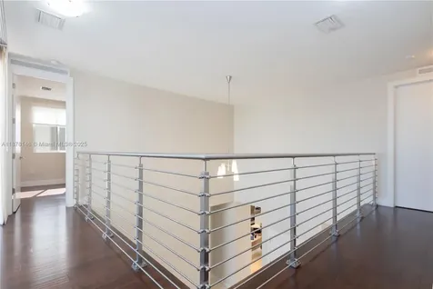 10050 NW 74th Terrace Doral FL 33178