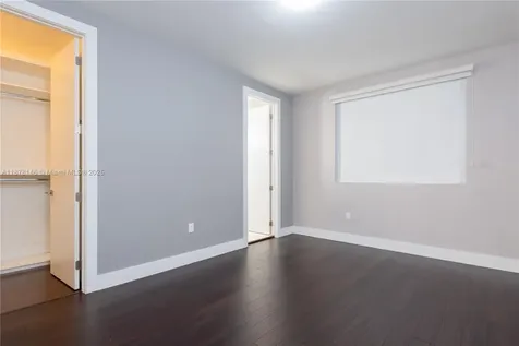 10050 NW 74th Terrace Doral FL 33178