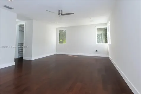 10050 NW 74th Terrace Doral FL 33178
