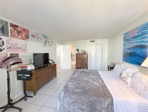 540 Brickell Key Drive Miami FL 33131