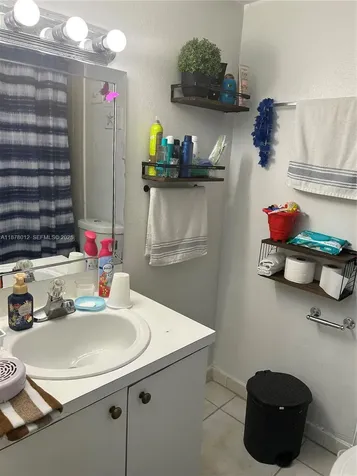 17901 NW 68th Avenue Hialeah FL 33015