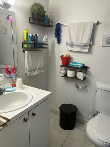 17901 NW 68th Avenue Hialeah FL 33015