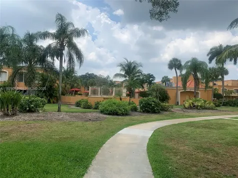 17901 NW 68th Avenue Hialeah FL 33015