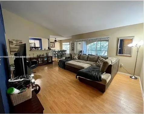 2445 NW 33rd Street Oakland Park FL 33309