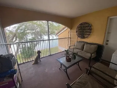 2445 NW 33rd Street Oakland Park FL 33309