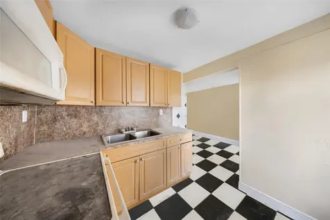 227 NW 17th Avenue Miami FL 33125