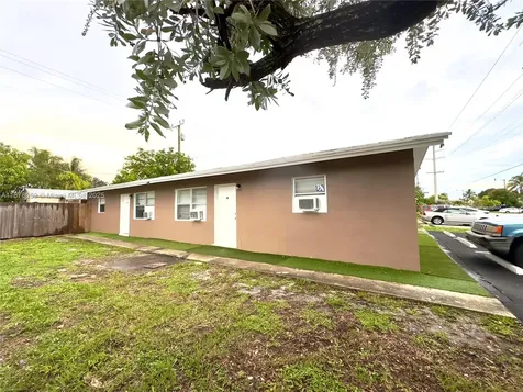 3830 NE 15th Avenue Pompano Beach FL 33064
