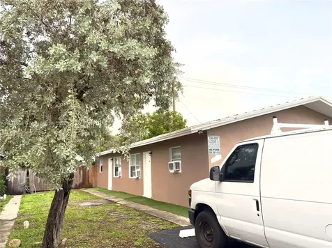 3830 NE 15th Avenue Pompano Beach FL 33064