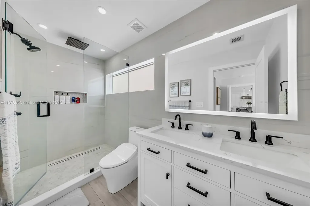 1206 Mango Isle Fort Lauderdale FL 33315