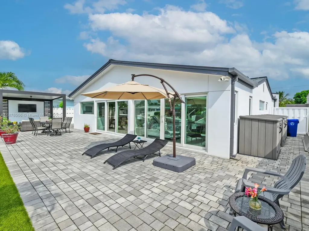 1206 Mango Isle Fort Lauderdale FL 33315