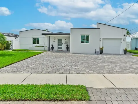 1206 Mango Isle Fort Lauderdale FL 33315