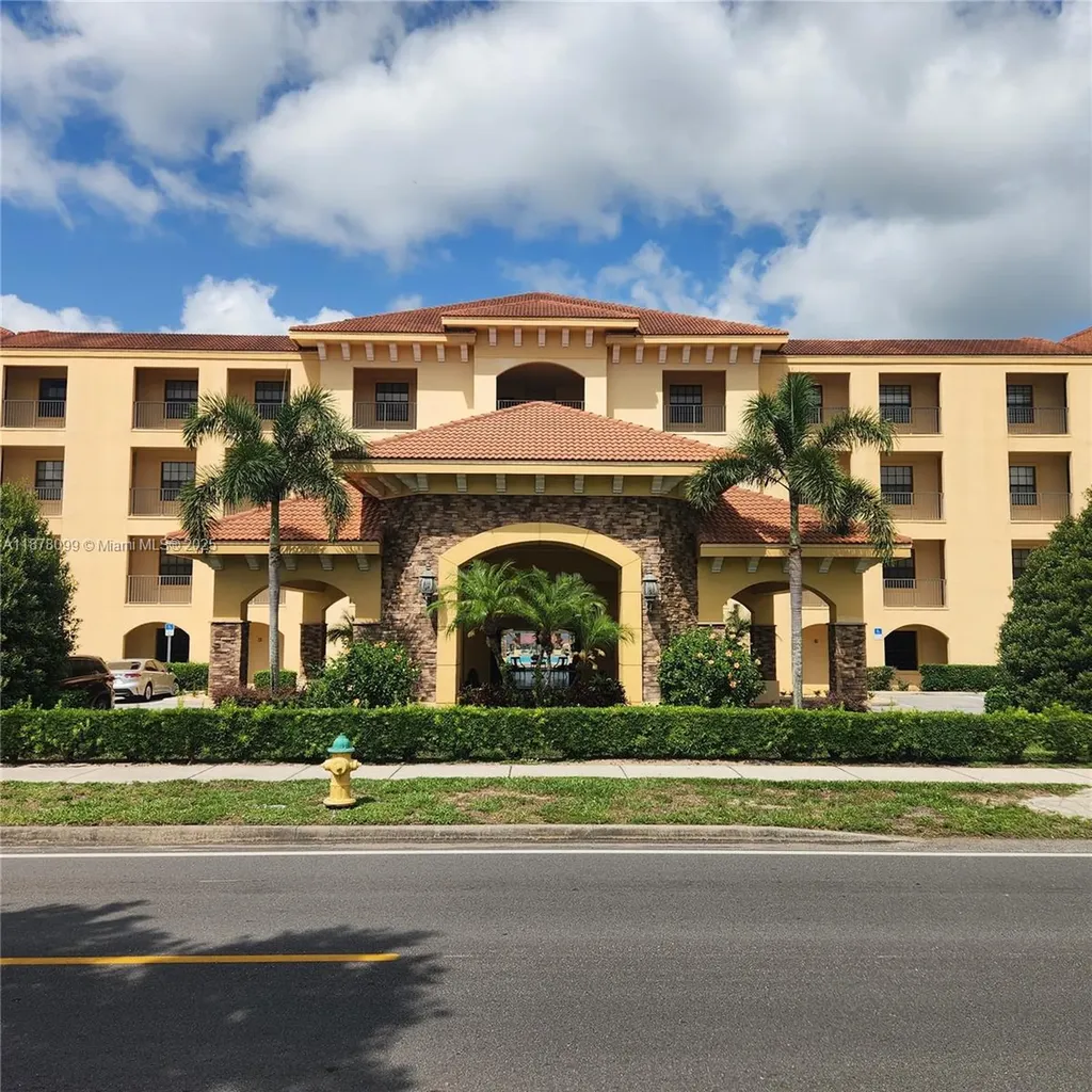 2351 Lakeview Drive Sebring FL 33875