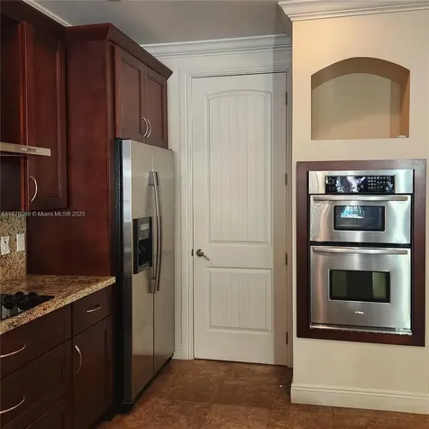 2351 Lakeview Drive Sebring FL 33875