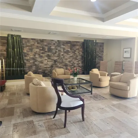 2351 Lakeview Drive Sebring FL 33875