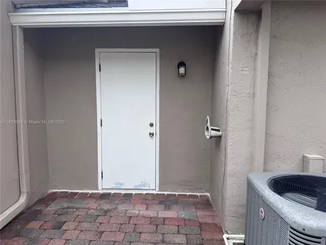 12204 NW 36th Place Sunrise FL 33323
