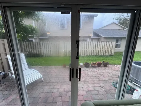 12204 NW 36th Place Sunrise FL 33323