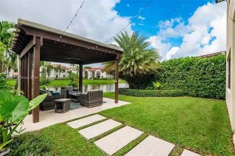 11816 SW 13th Court Pembroke Pines FL 33025