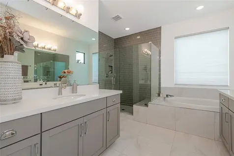 11816 SW 13th Court Pembroke Pines FL 33025