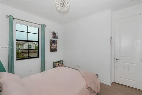 11816 SW 13th Court Pembroke Pines FL 33025
