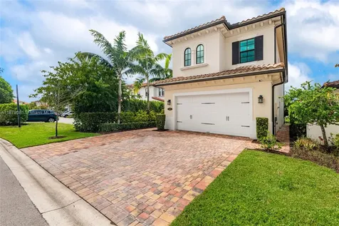 11816 SW 13th Court Pembroke Pines FL 33025