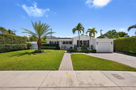 220 Rutland Boulevard West Palm Beach FL 33405