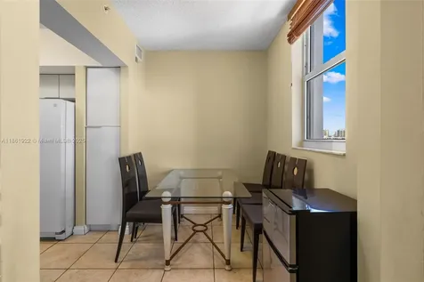 Sunny Isles Beach FL 33160