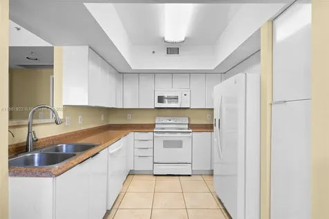 Sunny Isles Beach FL 33160