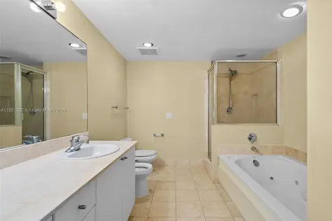 Sunny Isles Beach FL 33160