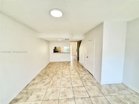 70 Whitehead Circle Weston FL 33326