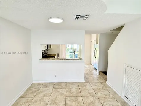 70 Whitehead Circle Weston FL 33326