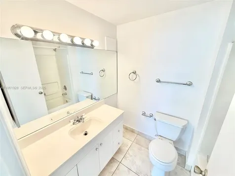 70 Whitehead Circle Weston FL 33326