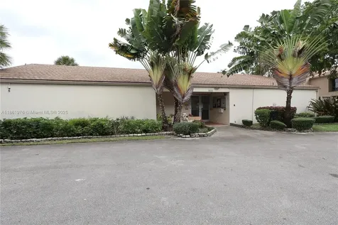 865 NW 80th Terrace Plantation FL 33324