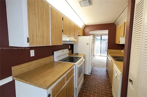 865 NW 80th Terrace Plantation FL 33324
