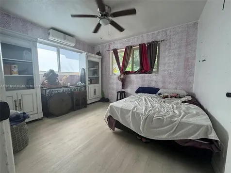 3525 SW 15th Court Fort Lauderdale FL 33312