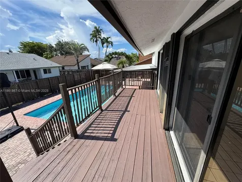 10936 SW 138th Place Miami FL 33186